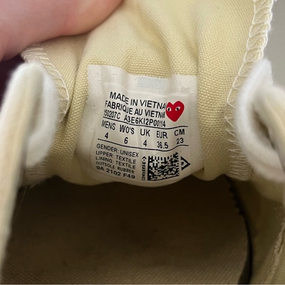 CDG Single Heart White Low Converse - Picture 8 of 9